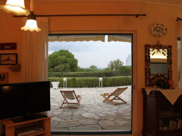 4-bedroom Detached House In Legrena, Greece (400 M²)
