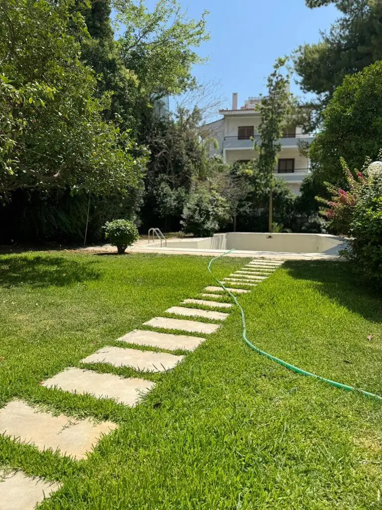 Maisonette Of 300 M² In Athens