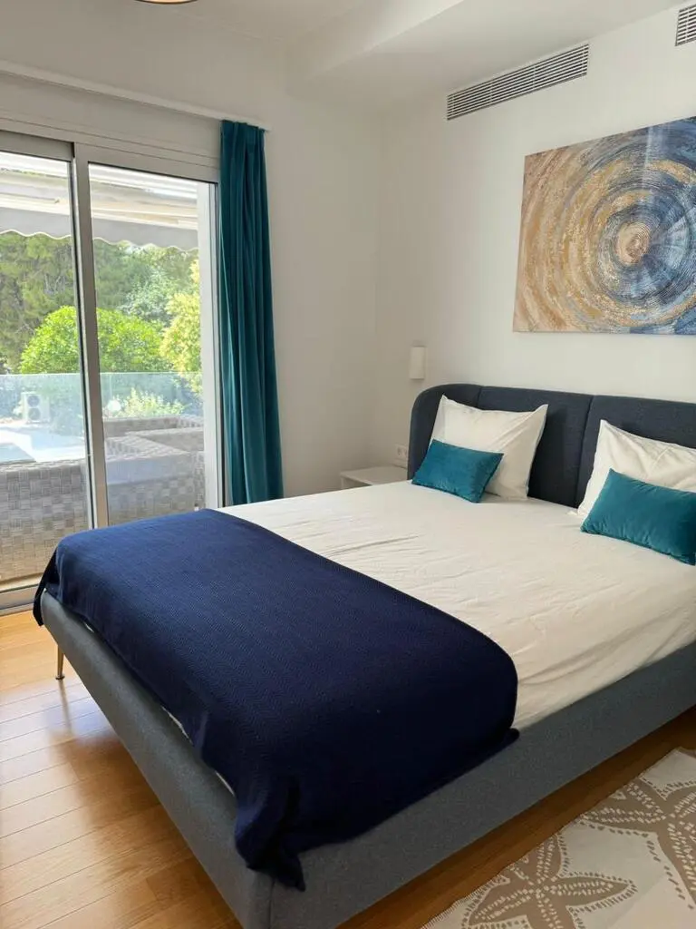 Maisonette Of 300 M² In Athens