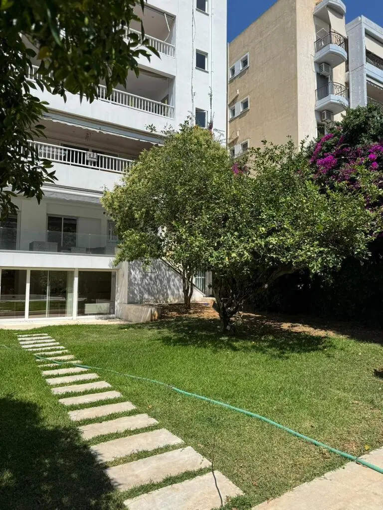 Maisonette Of 300 M² In Athens