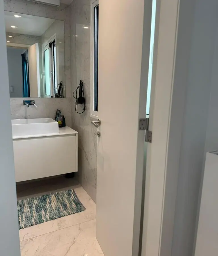3-bedroom Maisonette In Voula, Greece (300 M²)
