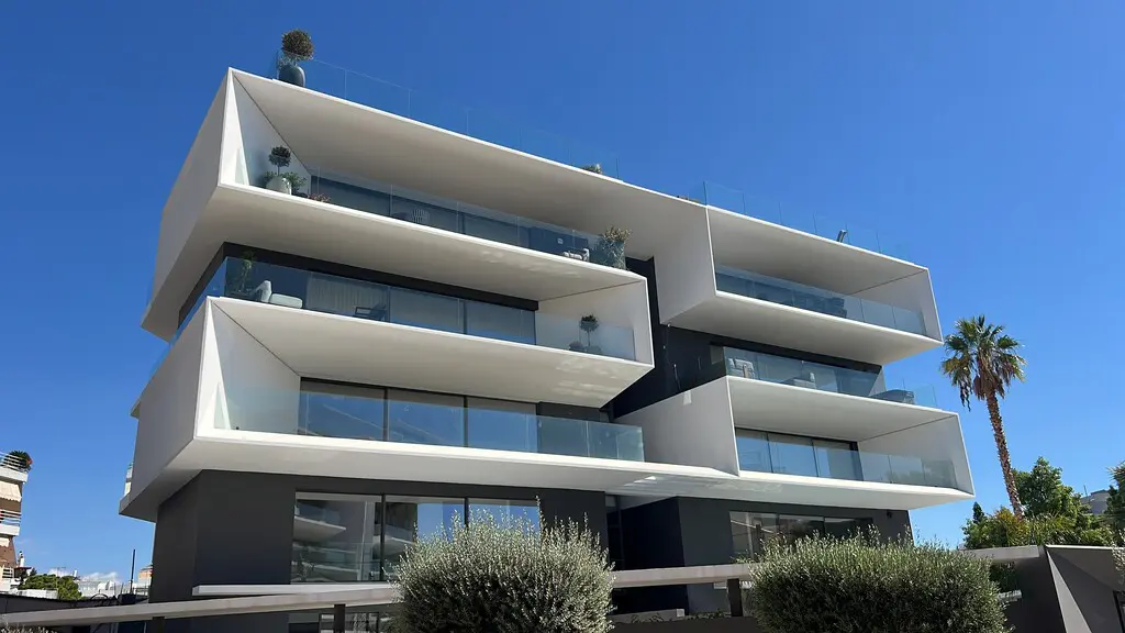 4-bedroom Maisonette In Voula, Greece (310 M²)