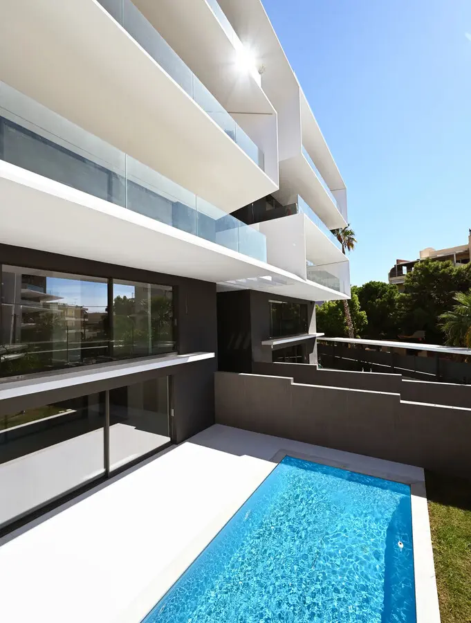 4-bedroom Maisonette In Voula, Greece (310 M²)