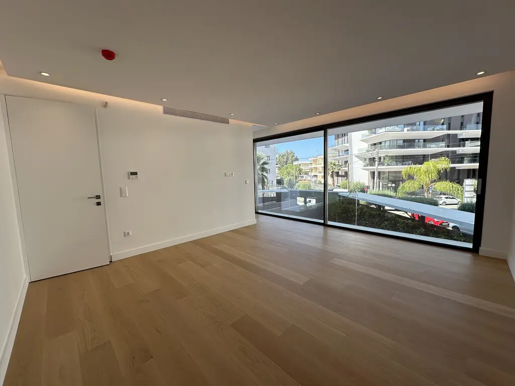 4-bedroom Maisonette In Voula, Greece (310 M²)