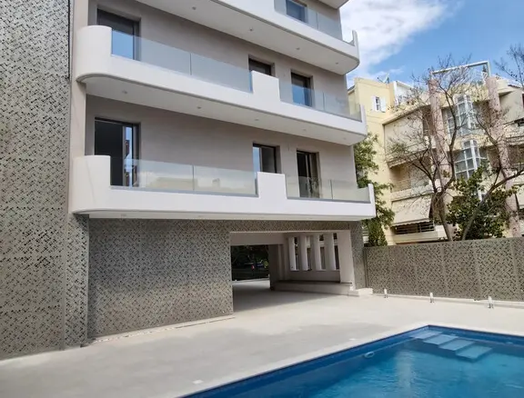Flat Of 135 M² In Athens