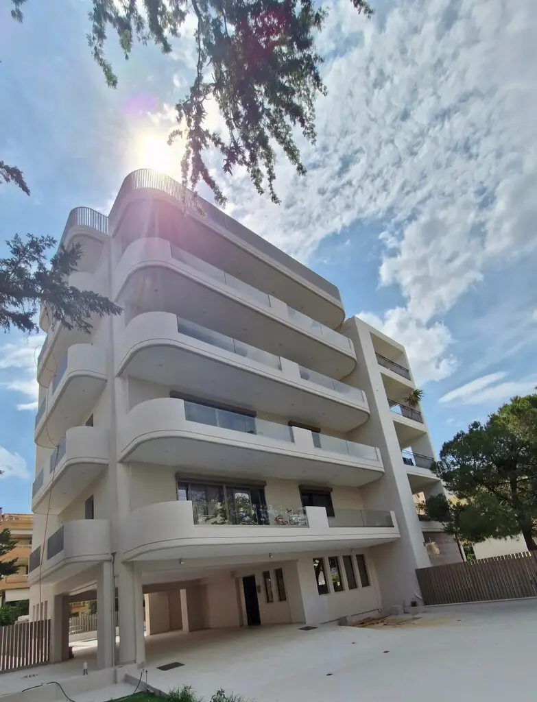 Flat Of 135 M² In Athens