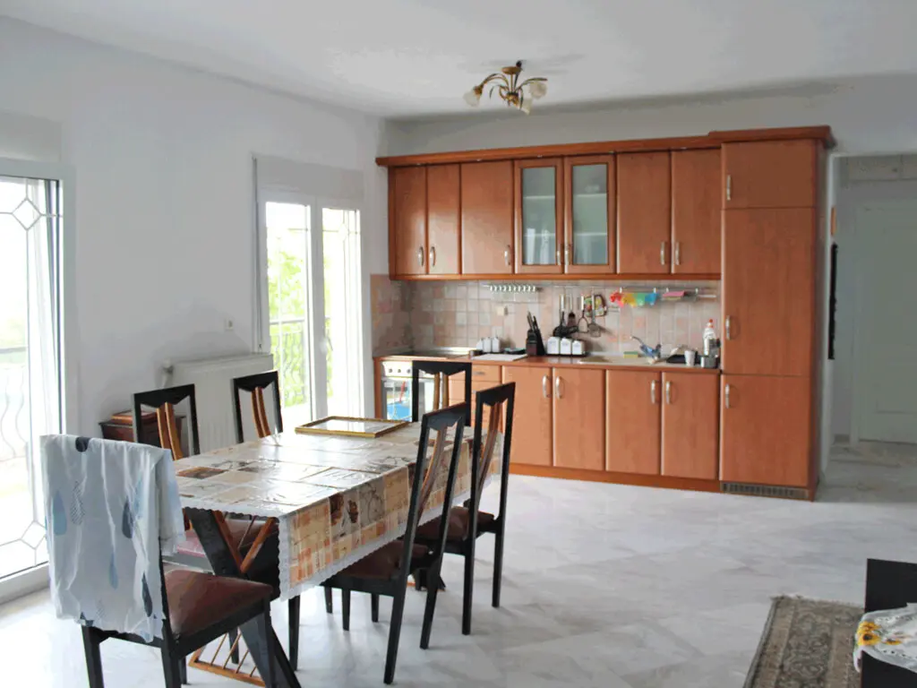 Detached House Of 360 M² In Olympic Coast