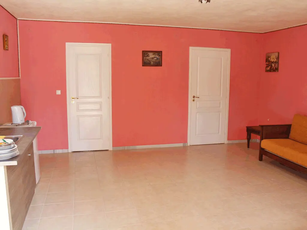 Detached House Of 360 M² In Olympic Coast