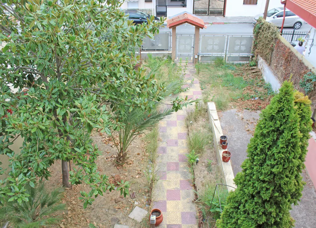 Detached House Of 355 M² In Olympic Coast