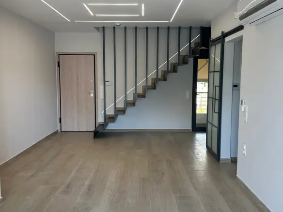Apartment Of 121 M² In Athens