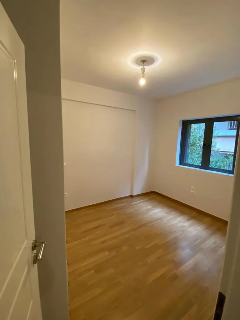 Flat Of 118 M² In Athens