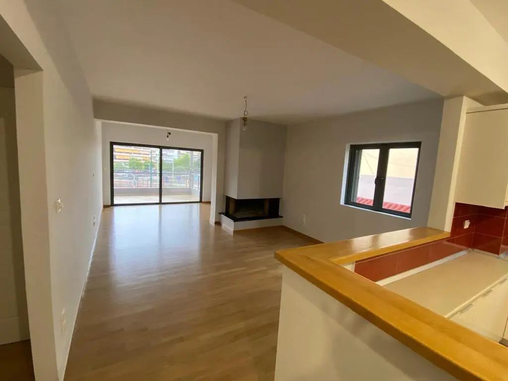 Flat Of 118 M² In Athens