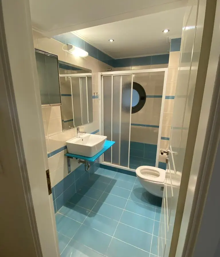 4-bedroom Flat In Alimos, Greece (118 M²)