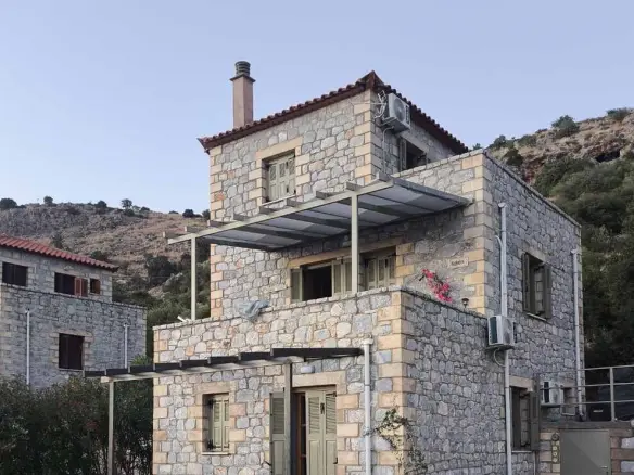 Detached House Of 127 M² In Peloponnese