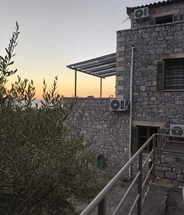 3-bedroom Detached House In Lefktros, Greece (127 M²)