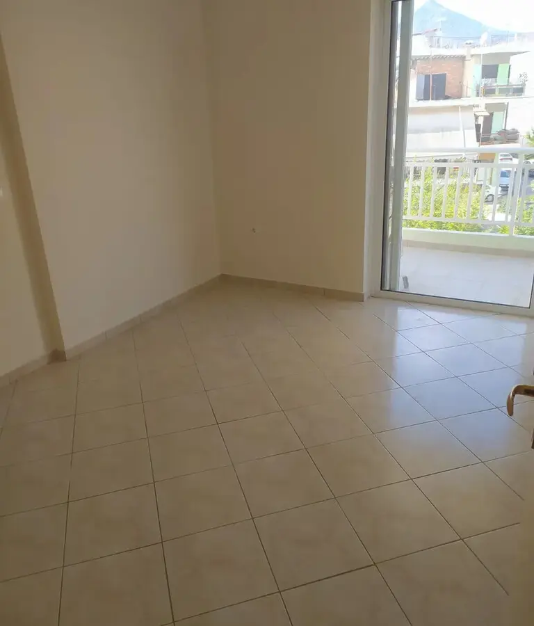 2-bedroom Flat In Xilokastro, Greece (72 M²)