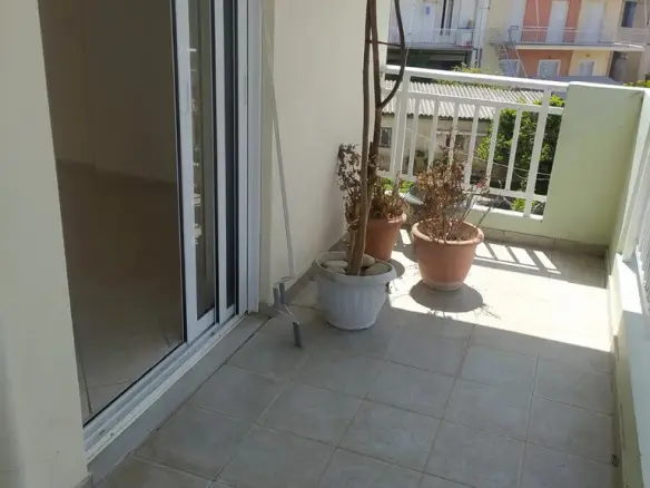 2-bedroom Flat In Xilokastro, Greece (72 M²)