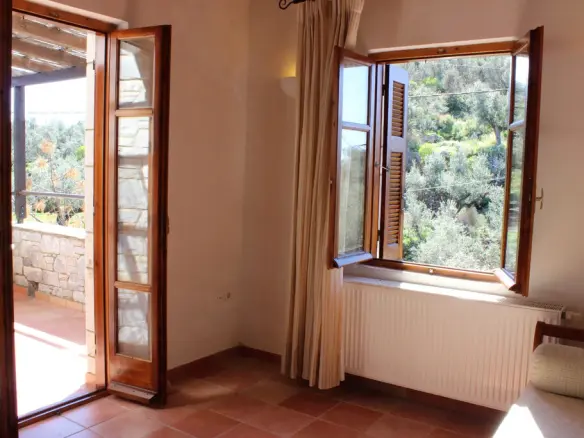 4-bedroom Detached House In Lefktros, Greece (115 M²)