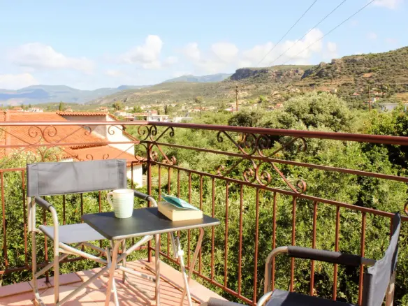 4-bedroom Detached House In Lefktros, Greece (115 M²)