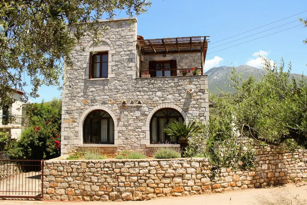 Detached House Of 115 M² In Peloponnese
