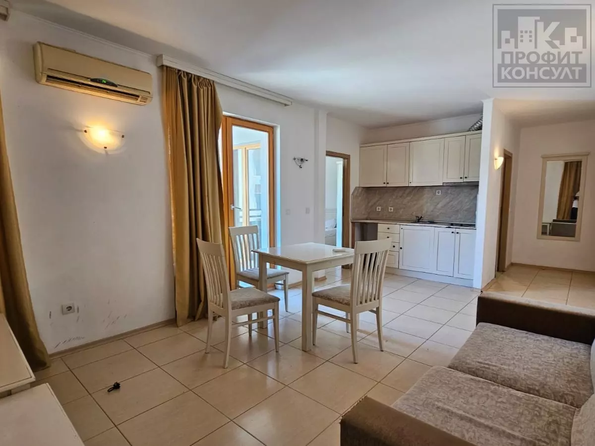 7 Apartment Of 85 M² With Three Bedrooms In Sunny Beach, Nesebar