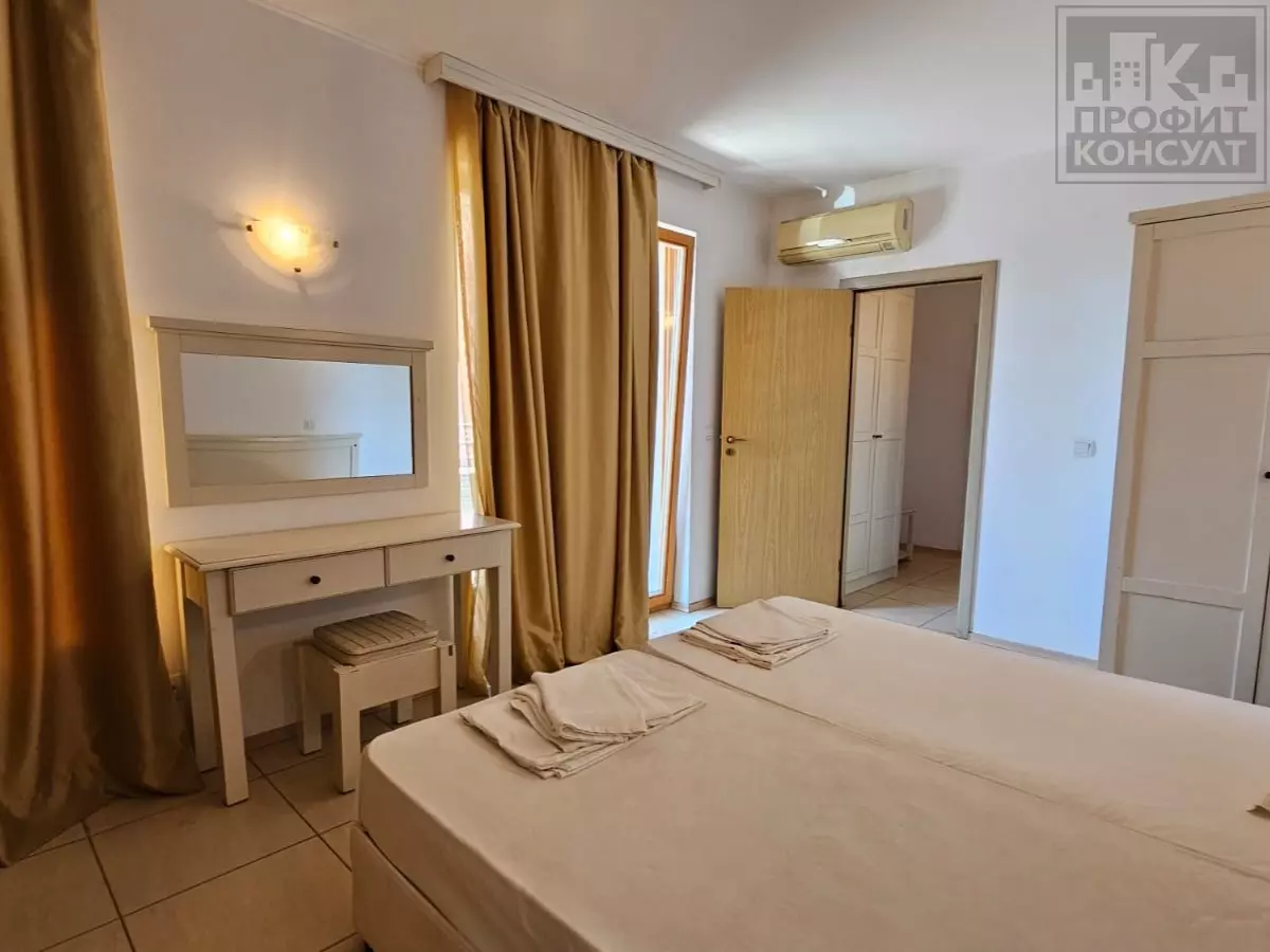 9 Apartment Of 70 M² With Sea View In Sunny Beach, Nesebar