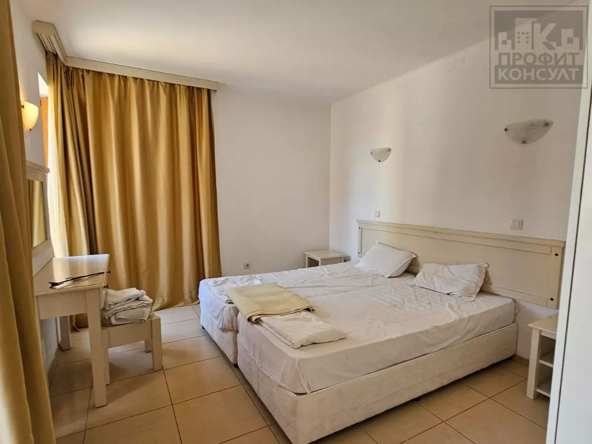 9 Apartment Of 85 M² With Three Bedrooms In Sunny Beach, Nesebar