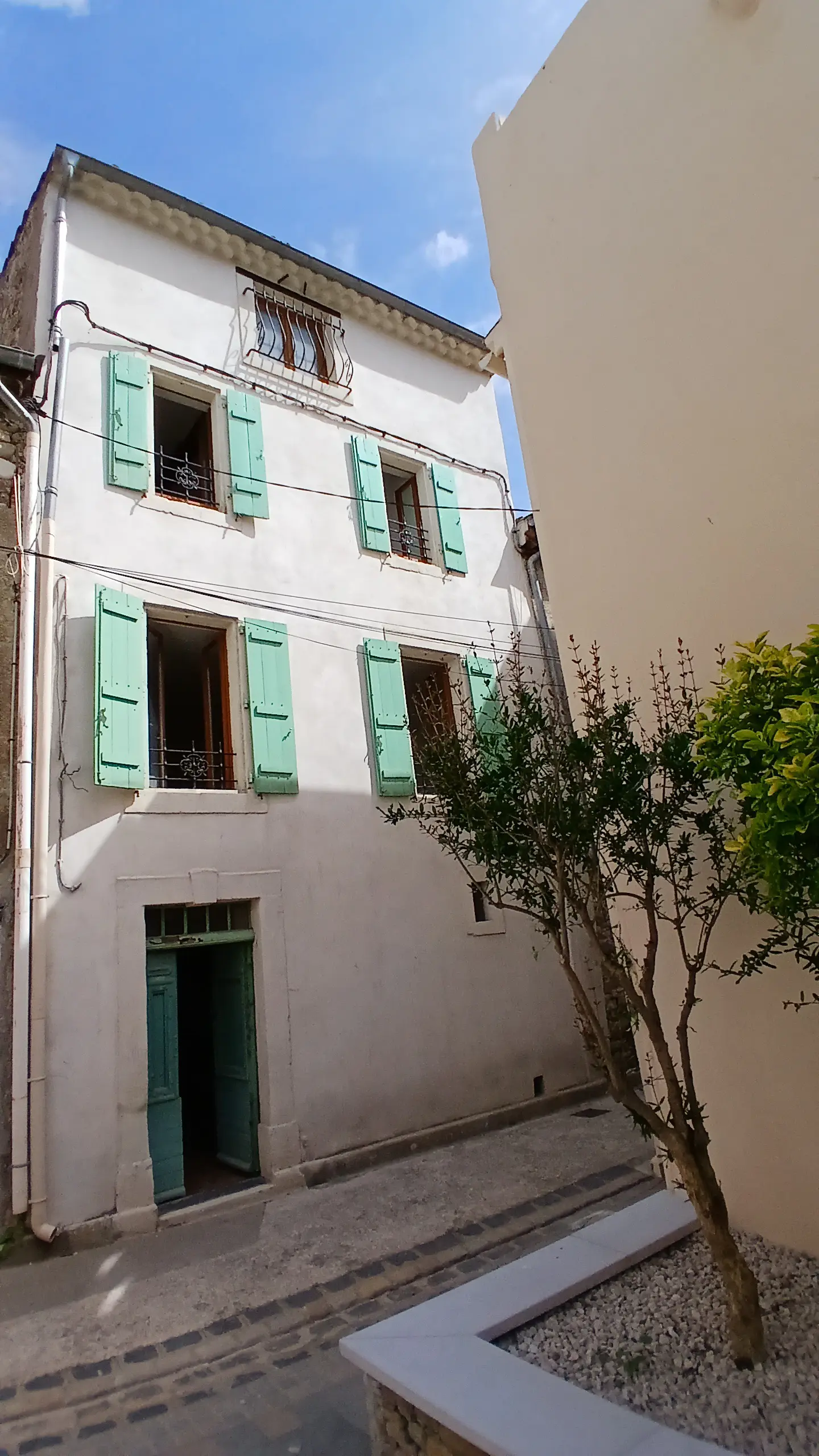 House Of 80 M² In Cessenon Sur Orb