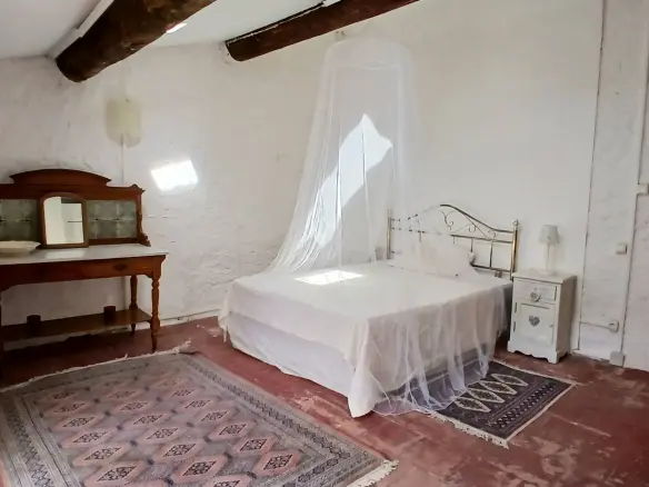 2-bedroom House In Cessenon Sur Orb, France (80 M²)