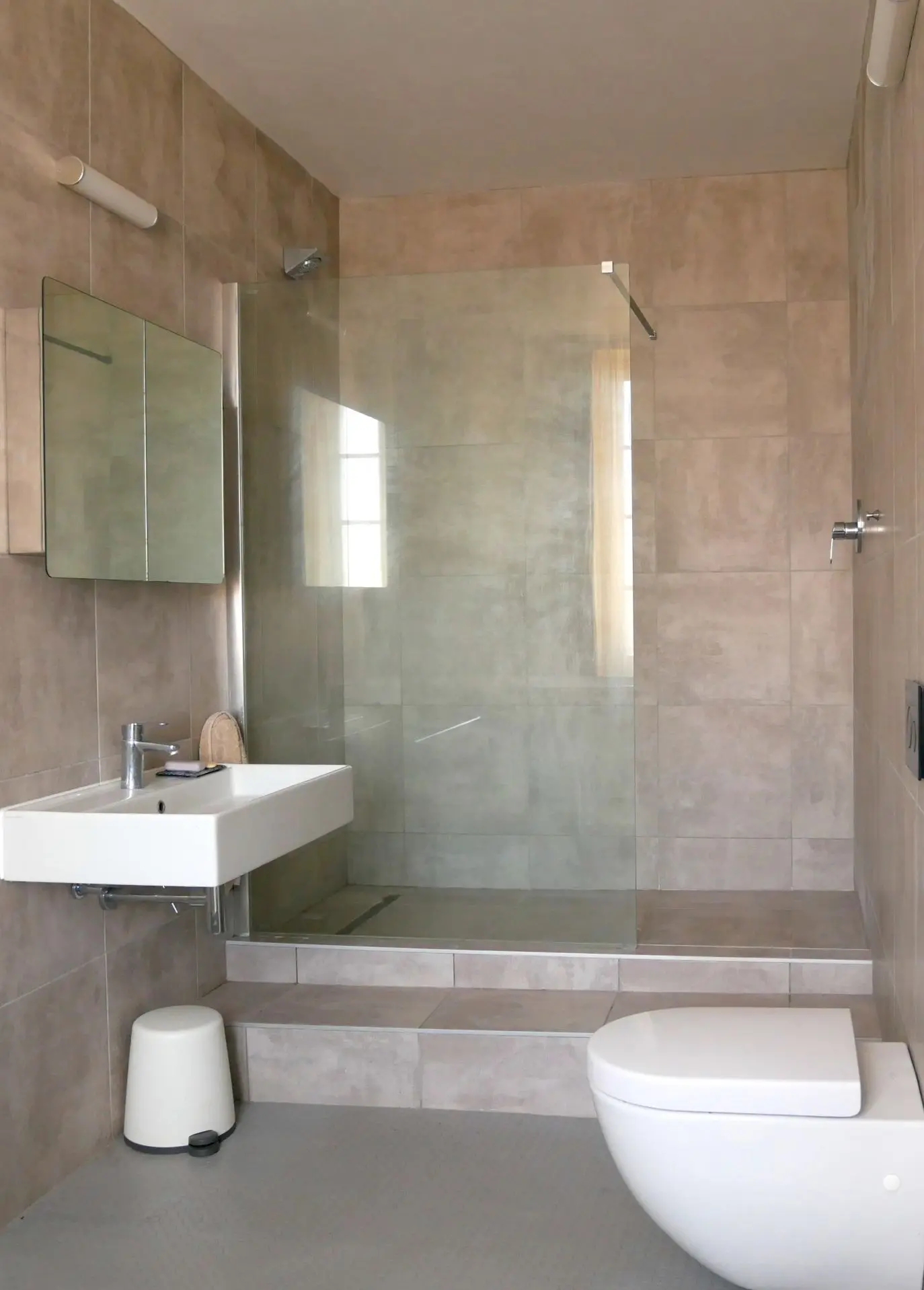House 190 M² In La Redorte, France