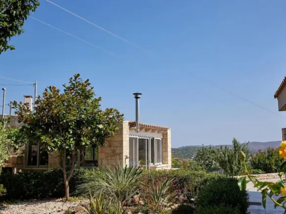 3-bedroom Villa In Thrapsano, Greece (120 M²)