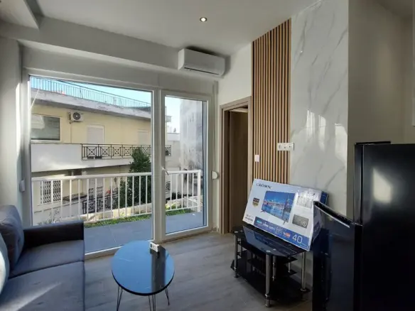 Flat Of 35 M² With Balcony In Thessaloniki