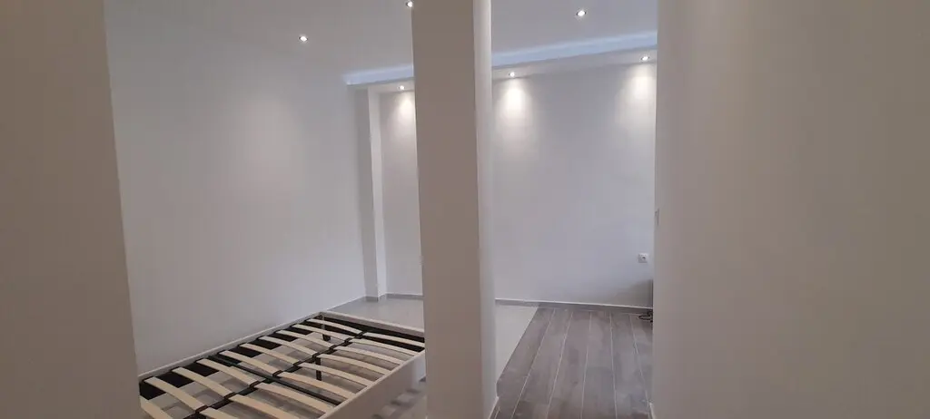 Flat Of 35 M² With Balcony In Thessaloniki