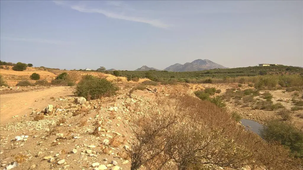 Land Of 100000 M² In Crete