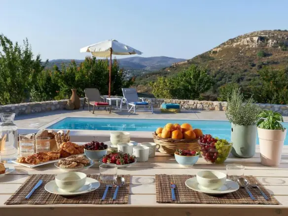 Villa Of 120 M² In Crete