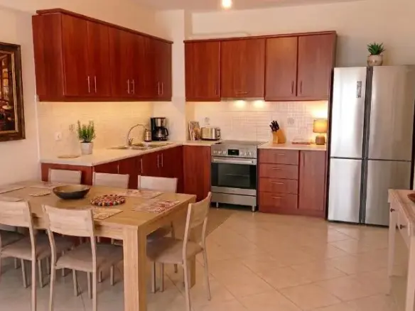 2-bedroom Flat In Xilokastro, Greece (72 M²)