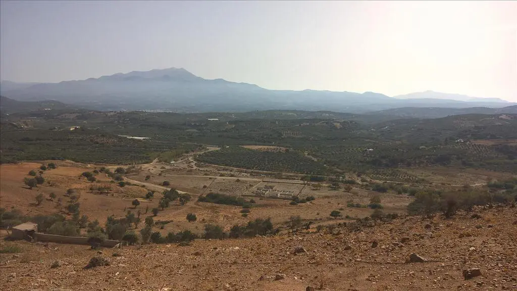 Land Of 100000 M² In Crete