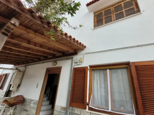 5-bedroom Maisonette In Thermaikos, Greece (235 M²)