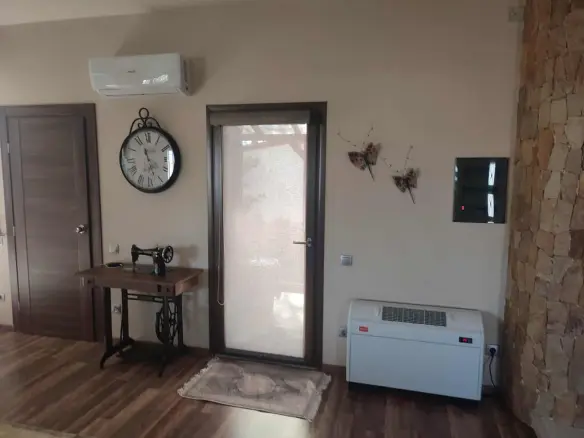 5-bedroom Villa In Thermi, Greece (450 M²)