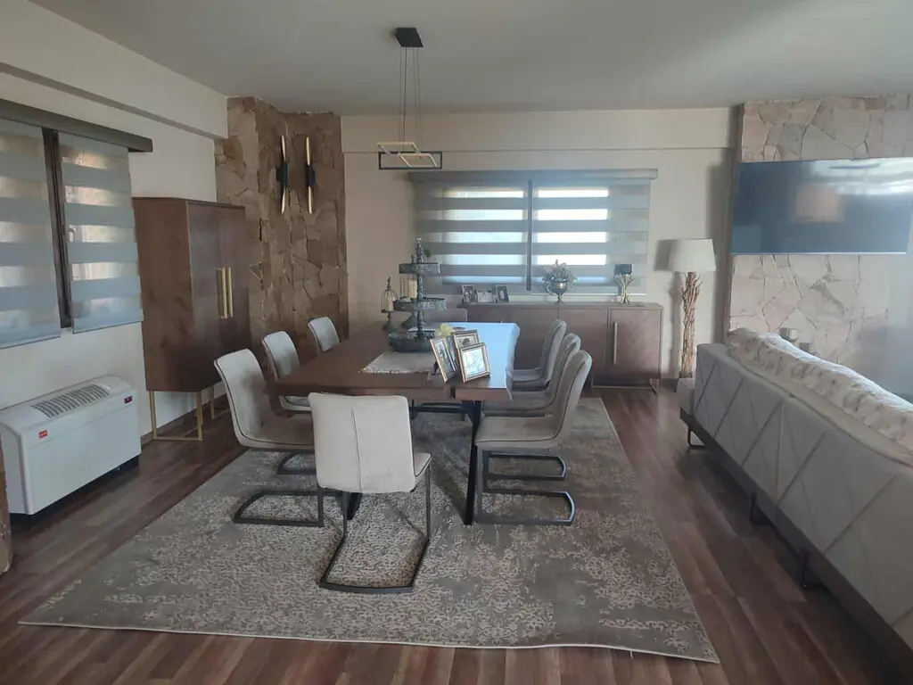 Villa Of 450 M² In The Suburbs Of Thessaloniki