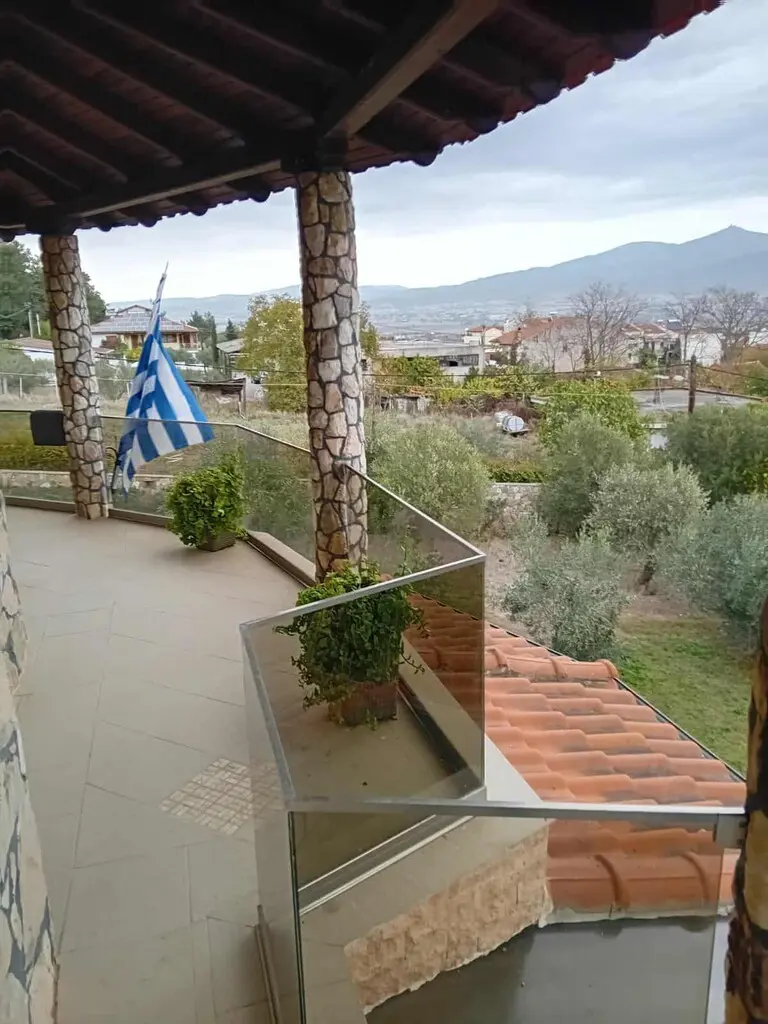 Villa Of 450 M² In The Suburbs Of Thessaloniki
