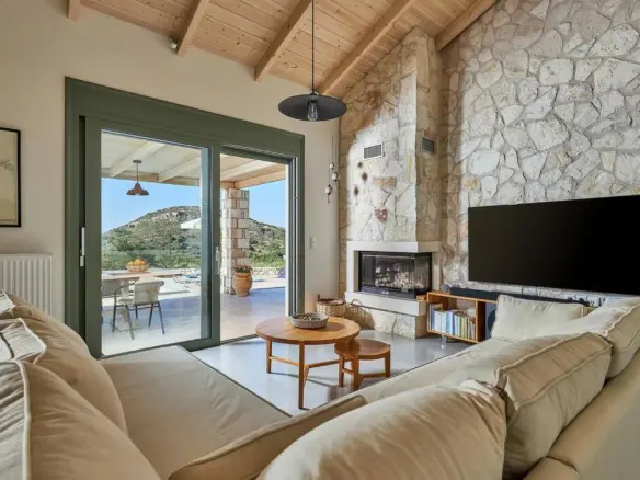 3-bedroom Villa In Thrapsano, Greece (120 M²)