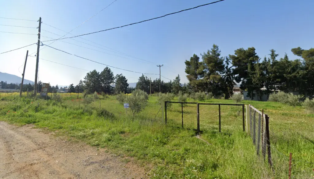 Land Of 2900 M² In The Suburbs Of Thessaloniki