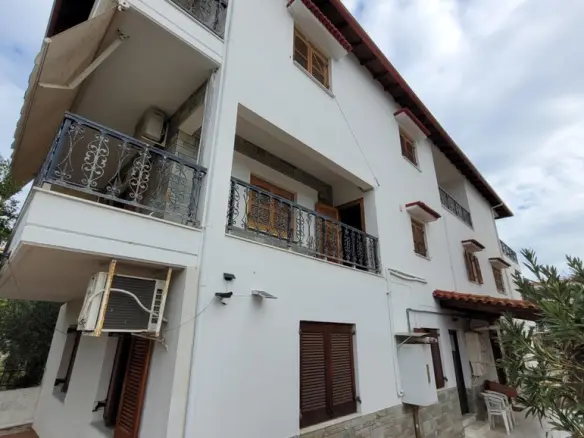5-bedroom Maisonette In Thermaikos, Greece (235 M²)