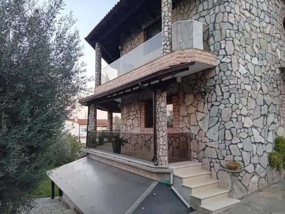 5-bedroom Villa In Thermi, Greece (450 M²)