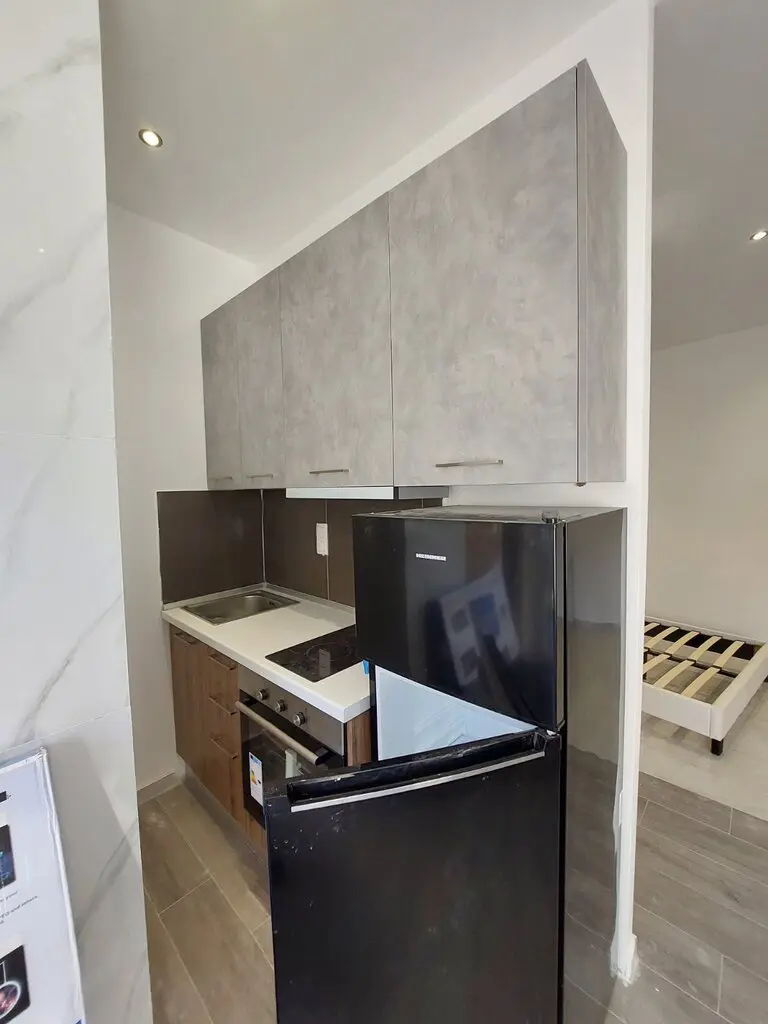 Flat Of 35 M² With Balcony In Thessaloniki