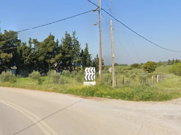 Land Of 2900 M² In The Suburbs Of Thessaloniki