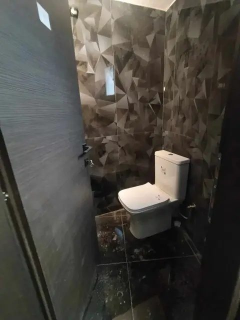 Business Of 340 M² In Thessaloniki
