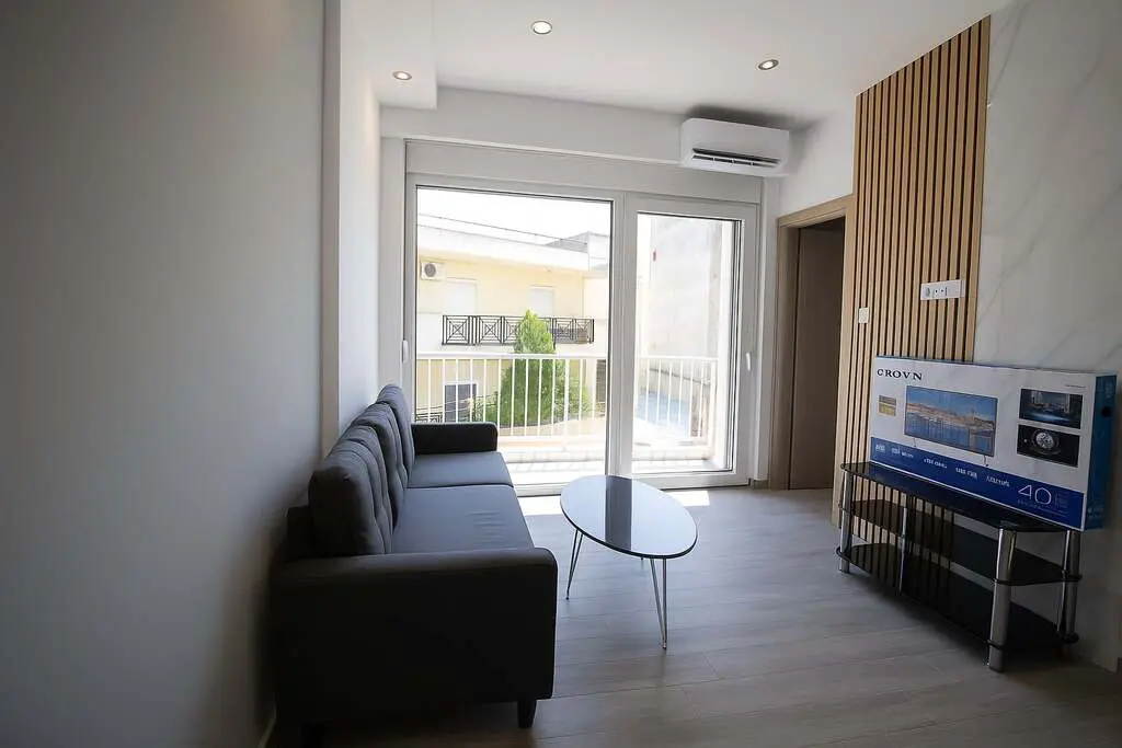 Flat Of 35 M² With Balcony In Thessaloniki