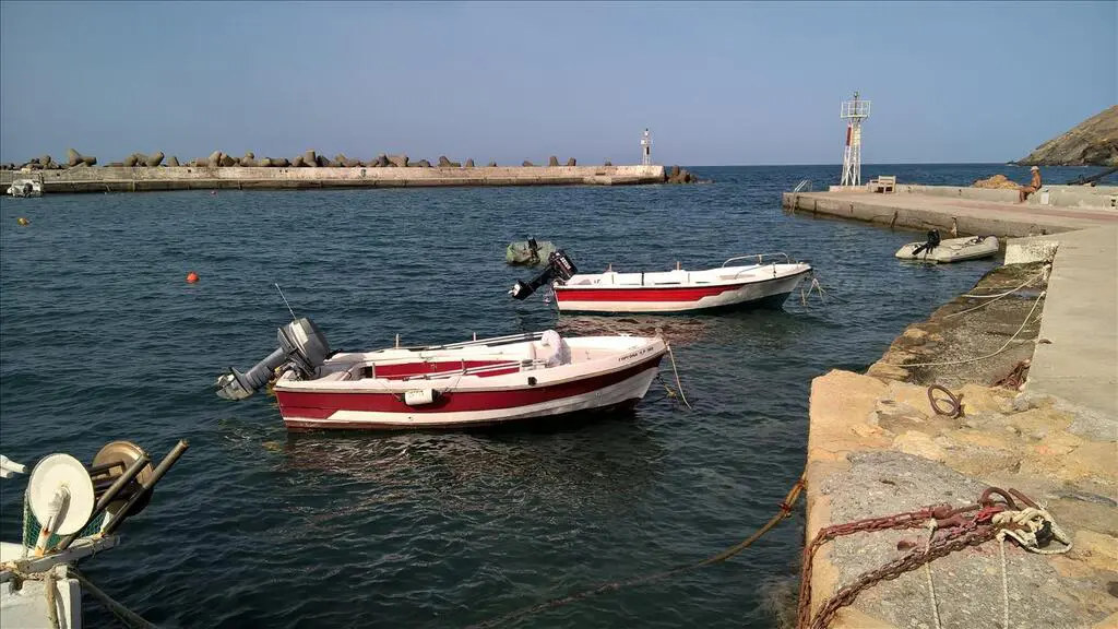 Land Of 100000 M² In Crete